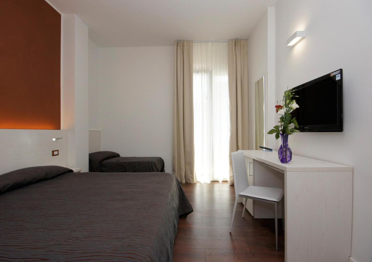 Quadruple Room Sea View